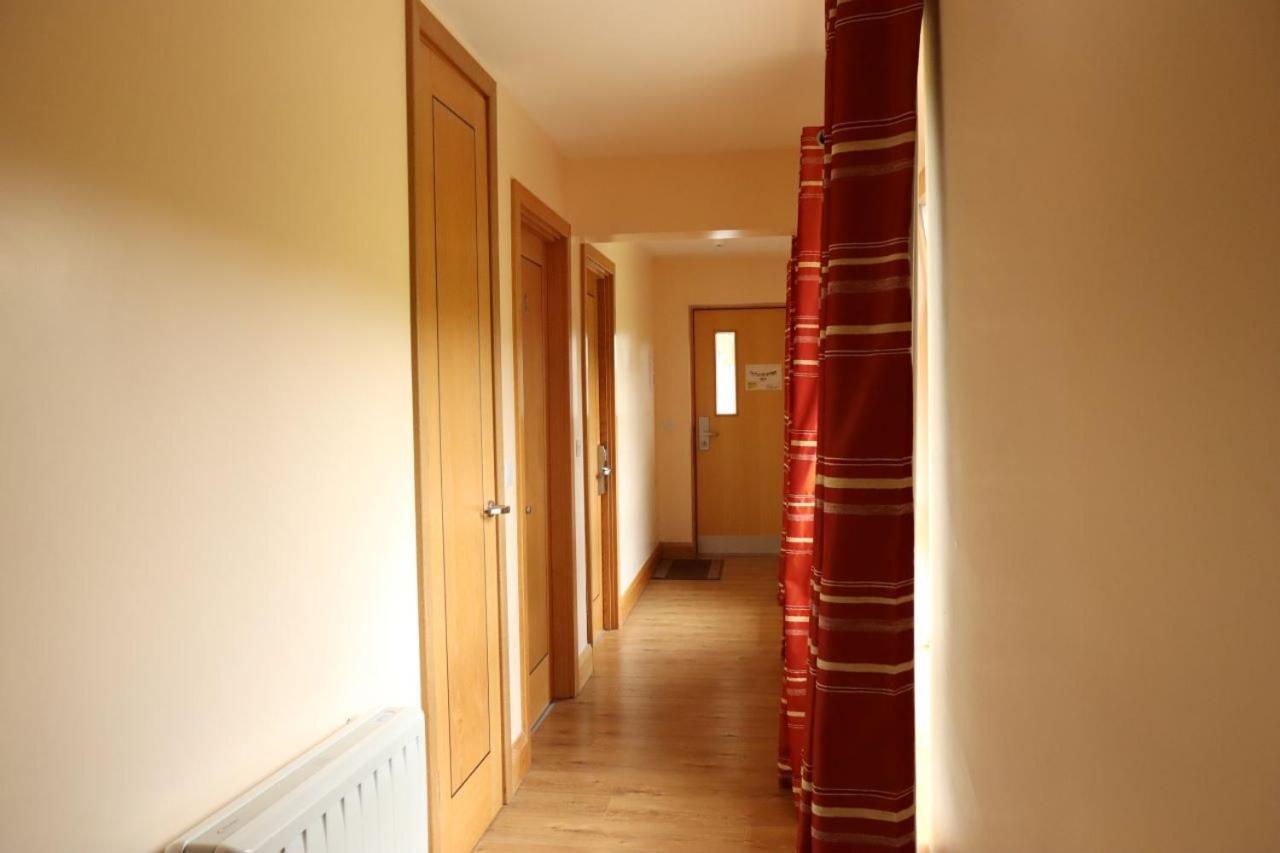 St Angela'S Lakeside Aparthotel Sala Sligo Exteriér fotografie