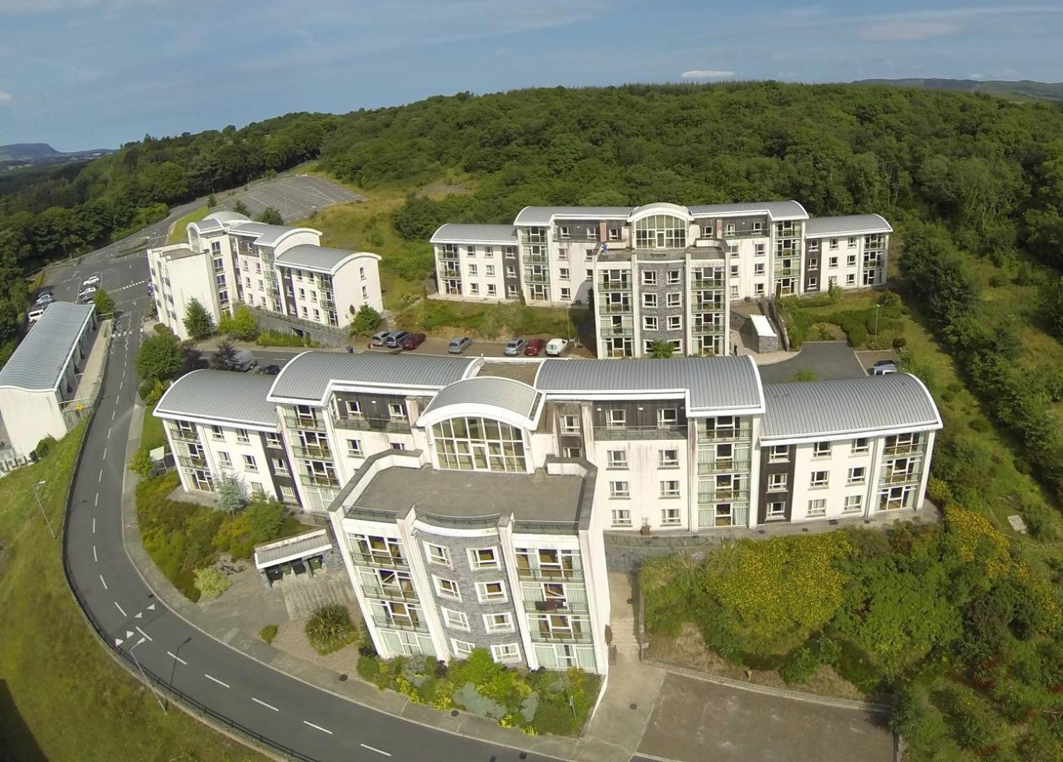 St Angela'S Lakeside Aparthotel Sala Sligo Exteriér fotografie